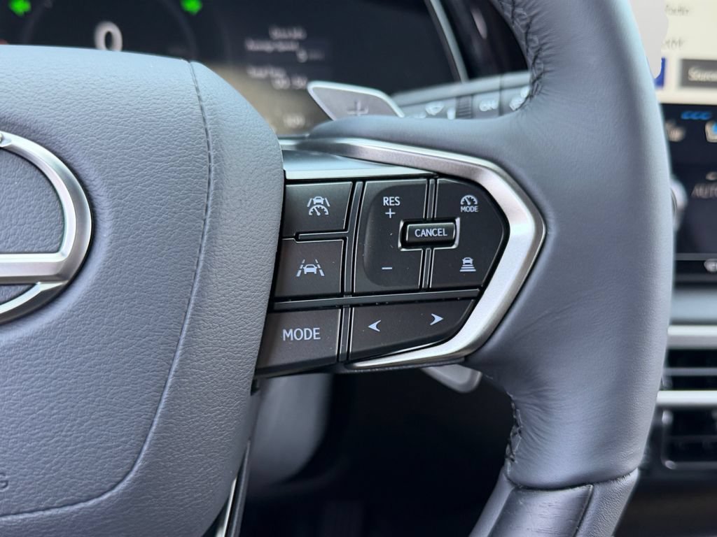 New 2026 Lexus RX 350h AWD/4WD image 15