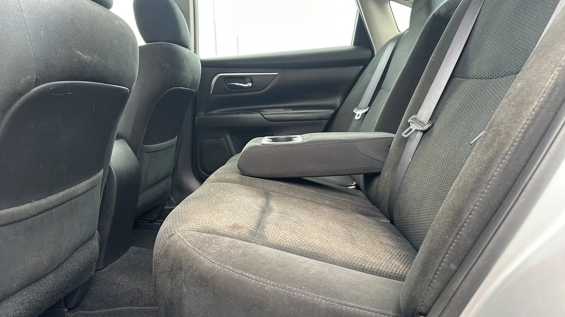 Used 2015 Nissan Altima 2.5 S w/ Power Driver Seat Package FWD image 9