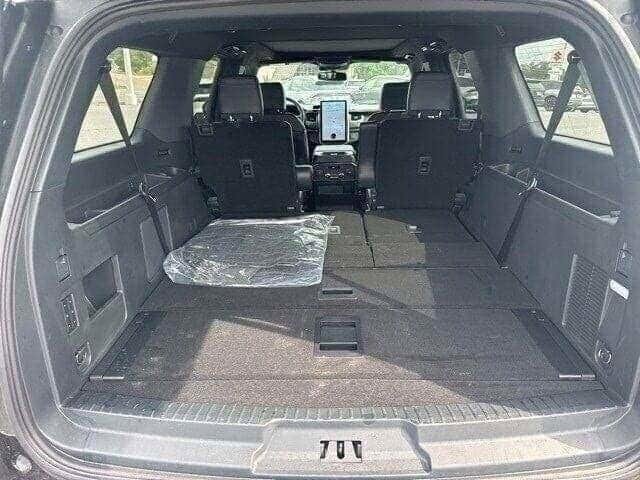 Used 2024 Ford Expedition Max Platinum image 19