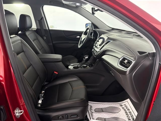 Used 2023 Chevrolet Equinox Premier AWD/4WD image 30