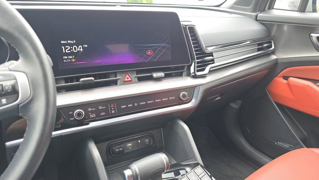 Certified 2025 Kia Sportage SX FWD image 36