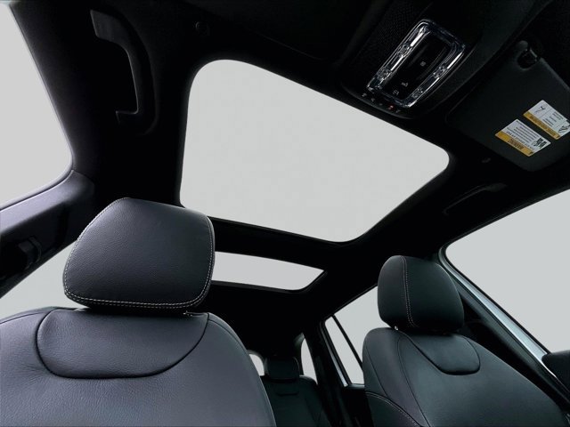 Certified 2024 Mercedes-Benz GLB 35 AMG 4MATIC image 17