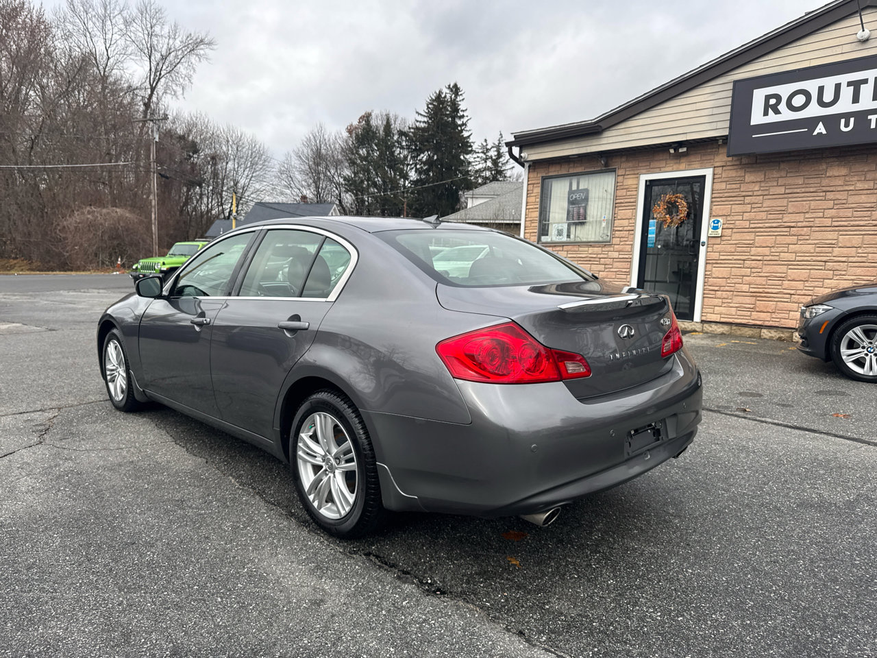 Used 2013 INFINITI G37 x Sedan w/ Premium Pkg image 12