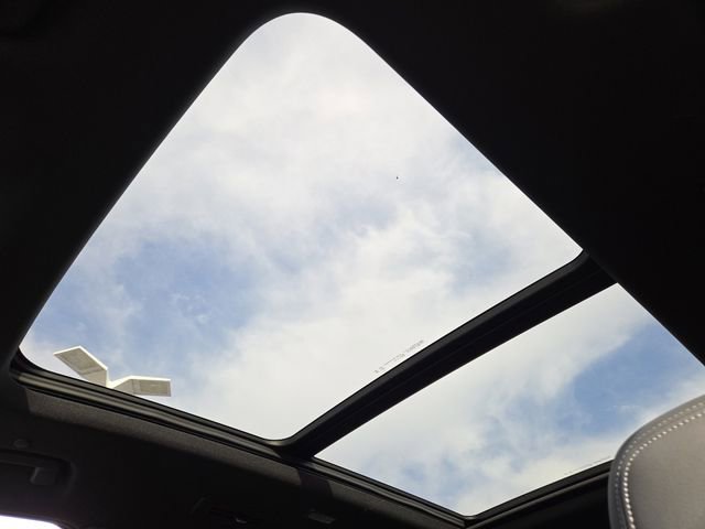 New 2026 Buick Enclave Sport Touring w/ Super Cruise Package image 3