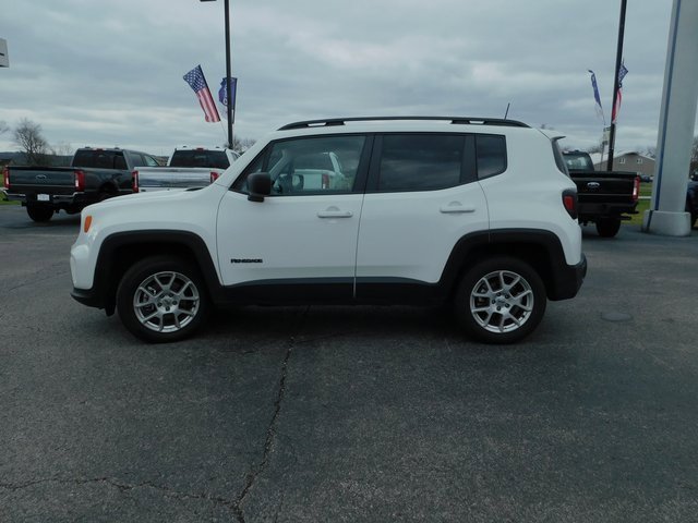 Used 2023 Jeep Renegade Latitude w/ Premium Group image 6