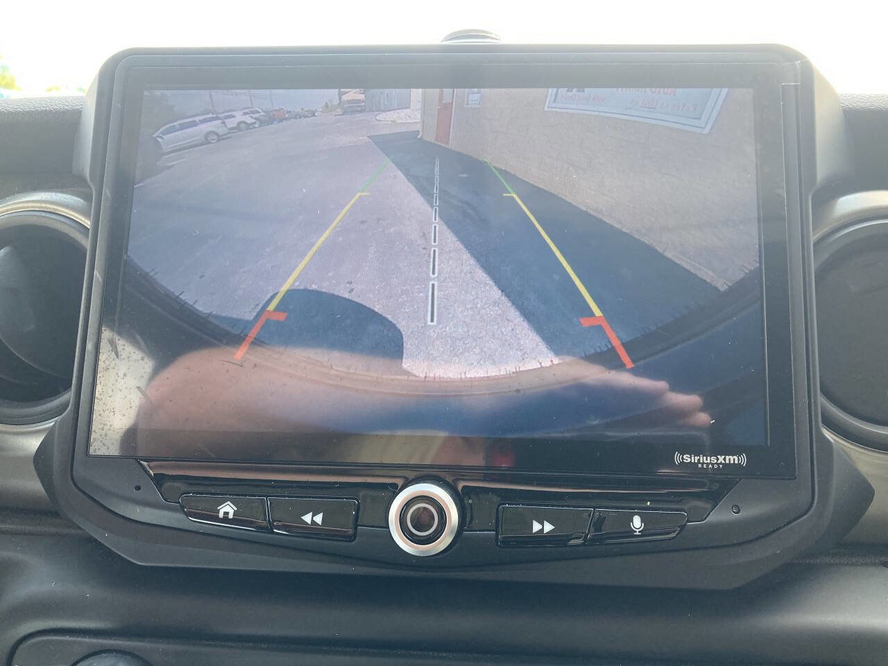 Used 2018 Jeep Wrangler Unlimited Sport S image 27