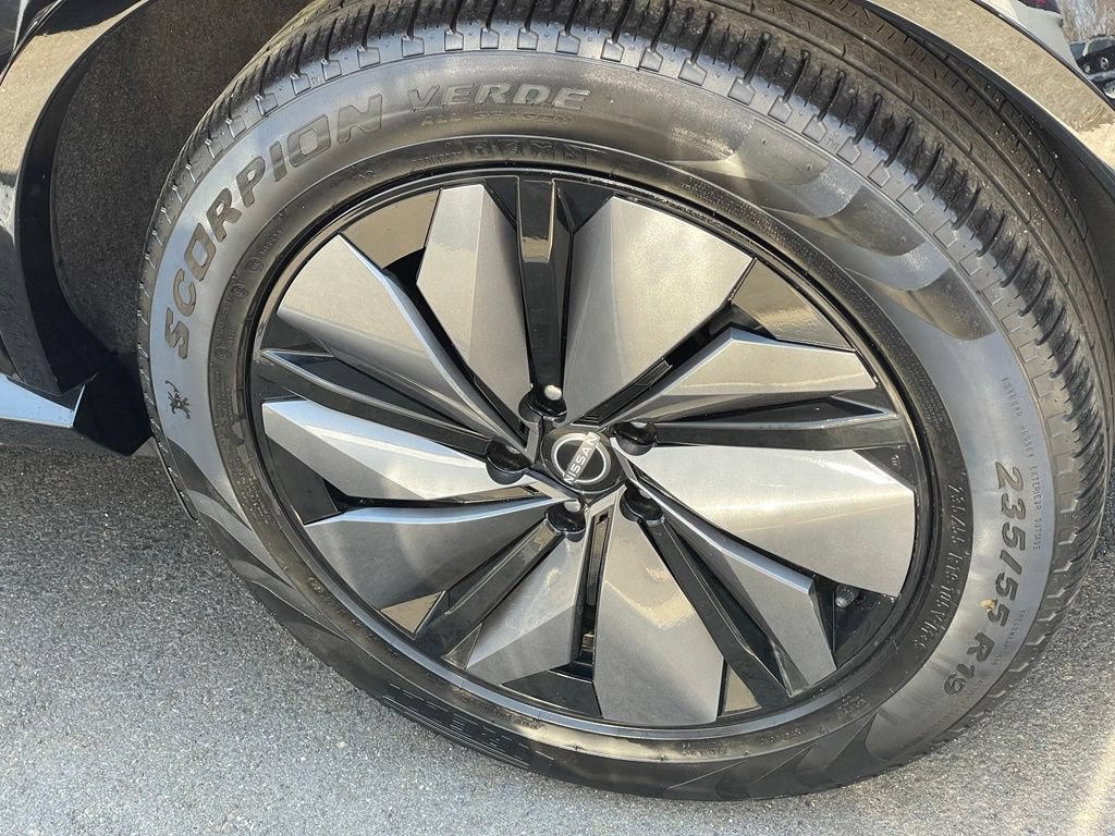 Certified 2023 Nissan Ariya AWD image 34