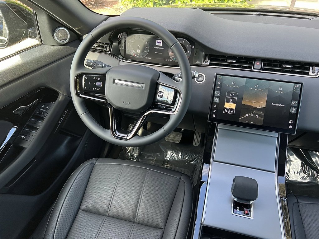 Used 2025 Land Rover Range Rover Evoque S image 35