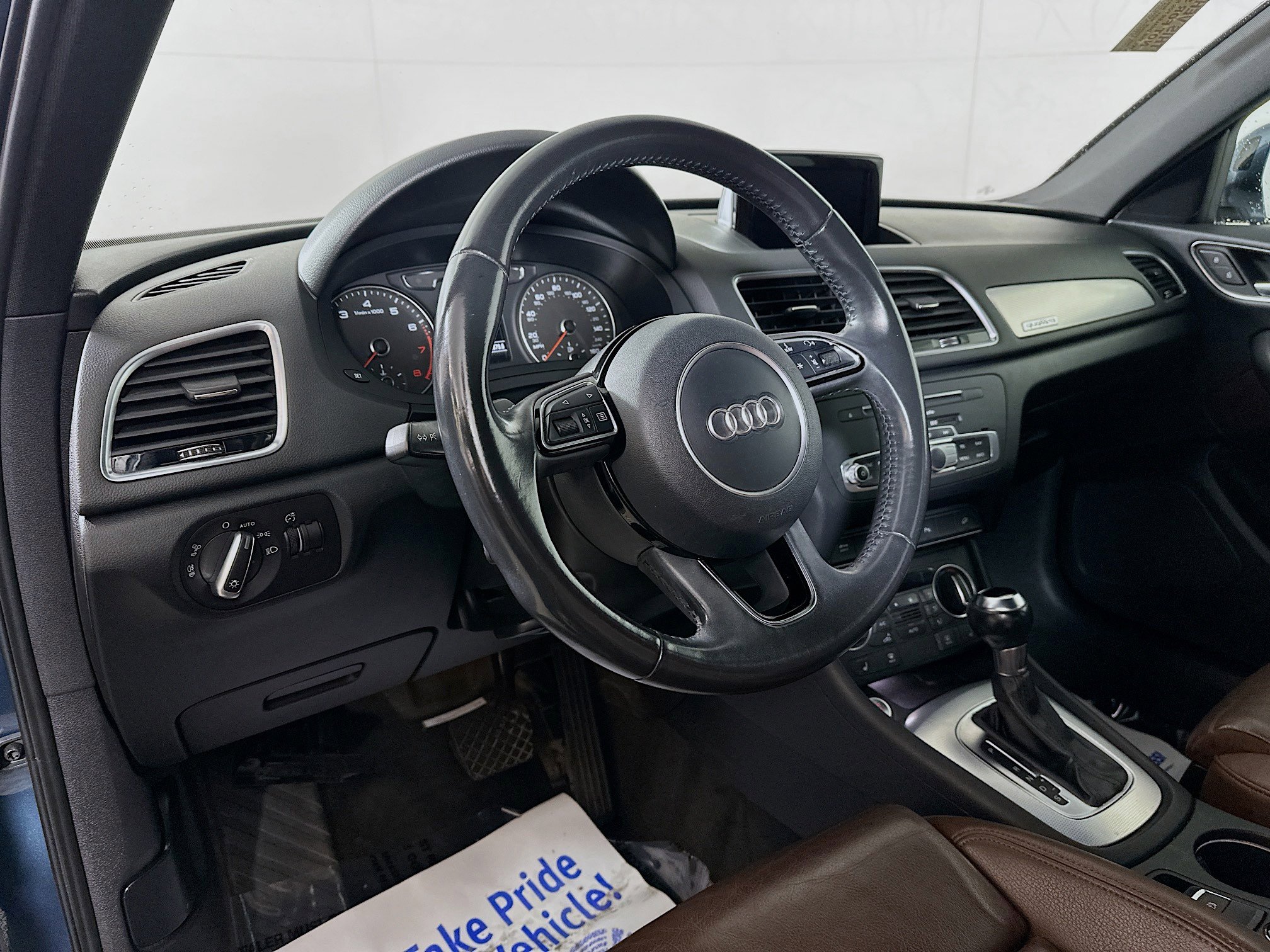 Used 2018 Audi Q3 2.0T Premium Plus w/ Premium Plus Package image 9