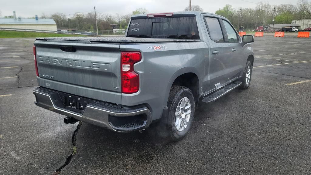 New 2026 Chevrolet Silverado 1500 LT w/ Convenience Package II AWD/4WD image 12