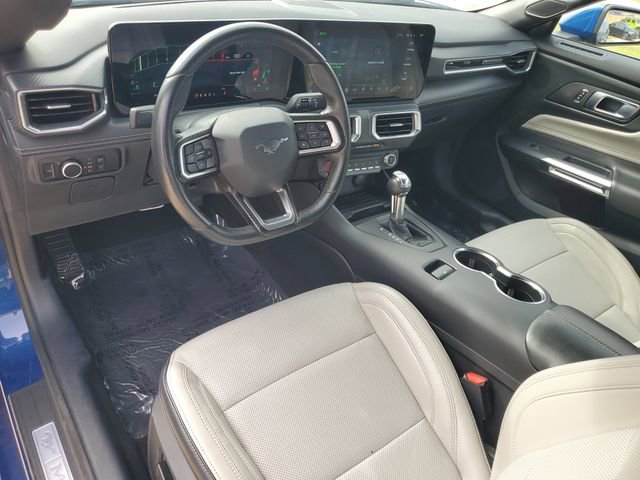 Used 2024 Ford Mustang Premium RWD image 4