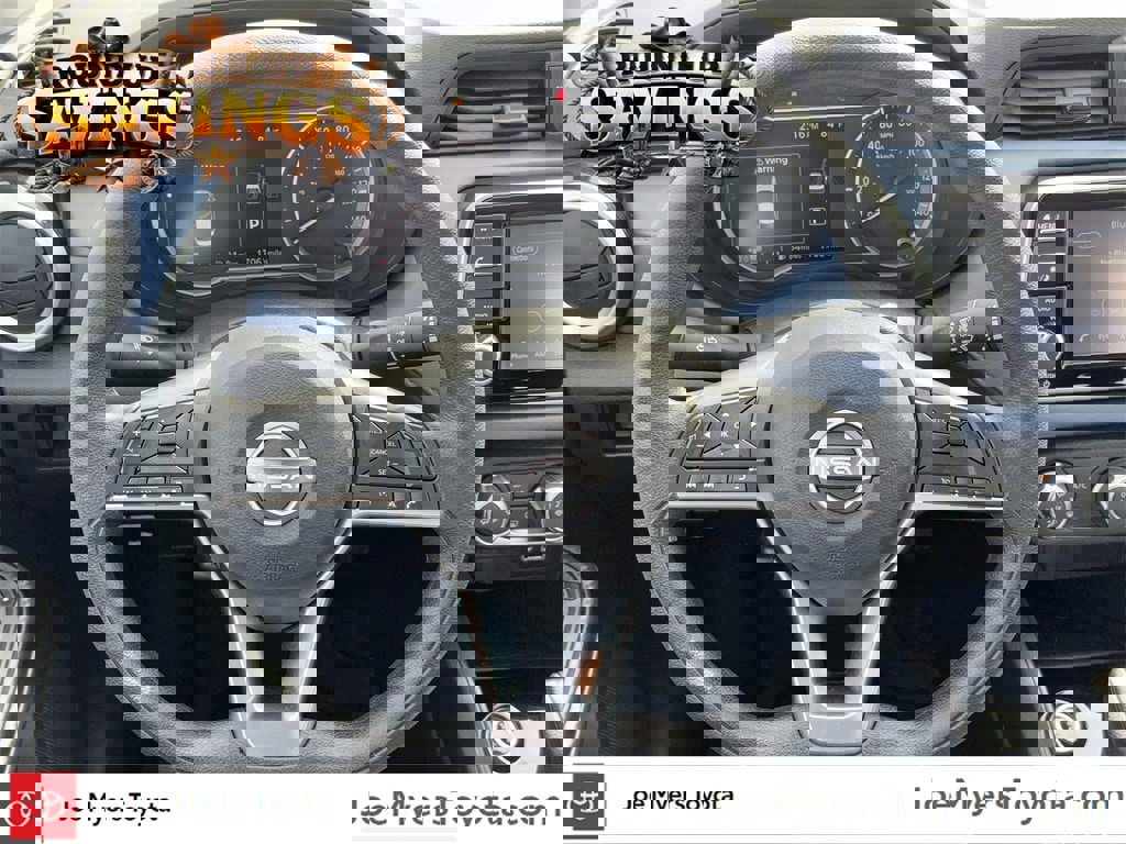 Used 2025 Nissan Versa SV image 14