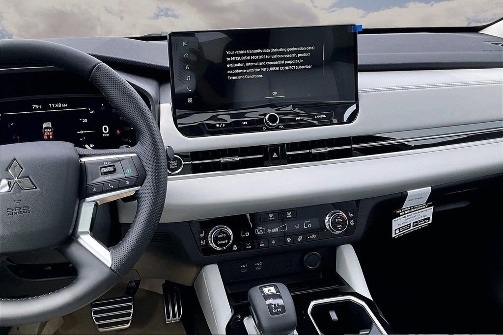 New 2026 Mitsubishi Outlander SEL FWD image 7
