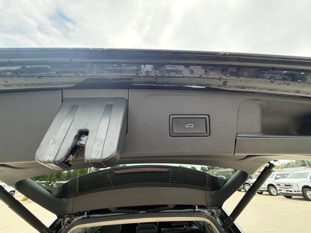 Used 2024 Volkswagen Atlas SEL Premium R-Line AWD/4WD image 28