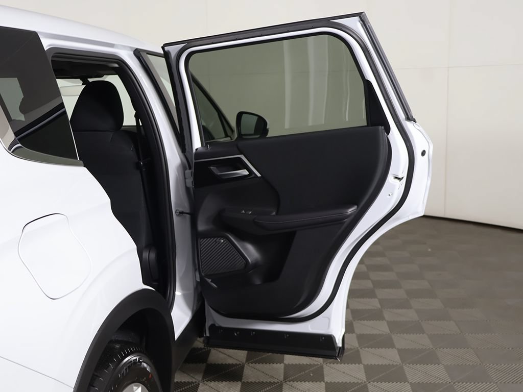 New 2026 Mitsubishi Outlander ES AWD/4WD image 23