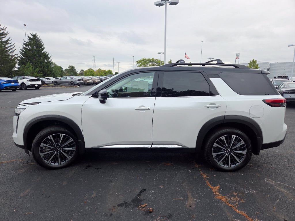 New 2026 Nissan Pathfinder Platinum AWD/4WD image 24