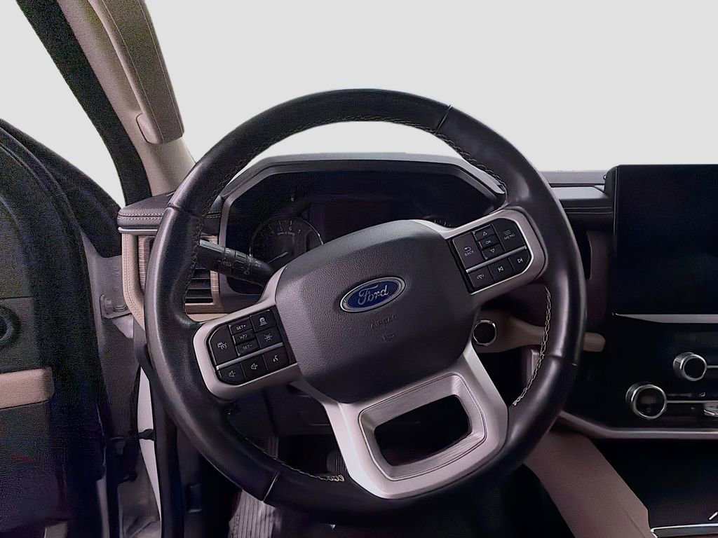 Used 2024 Ford Expedition Max Limited image 13