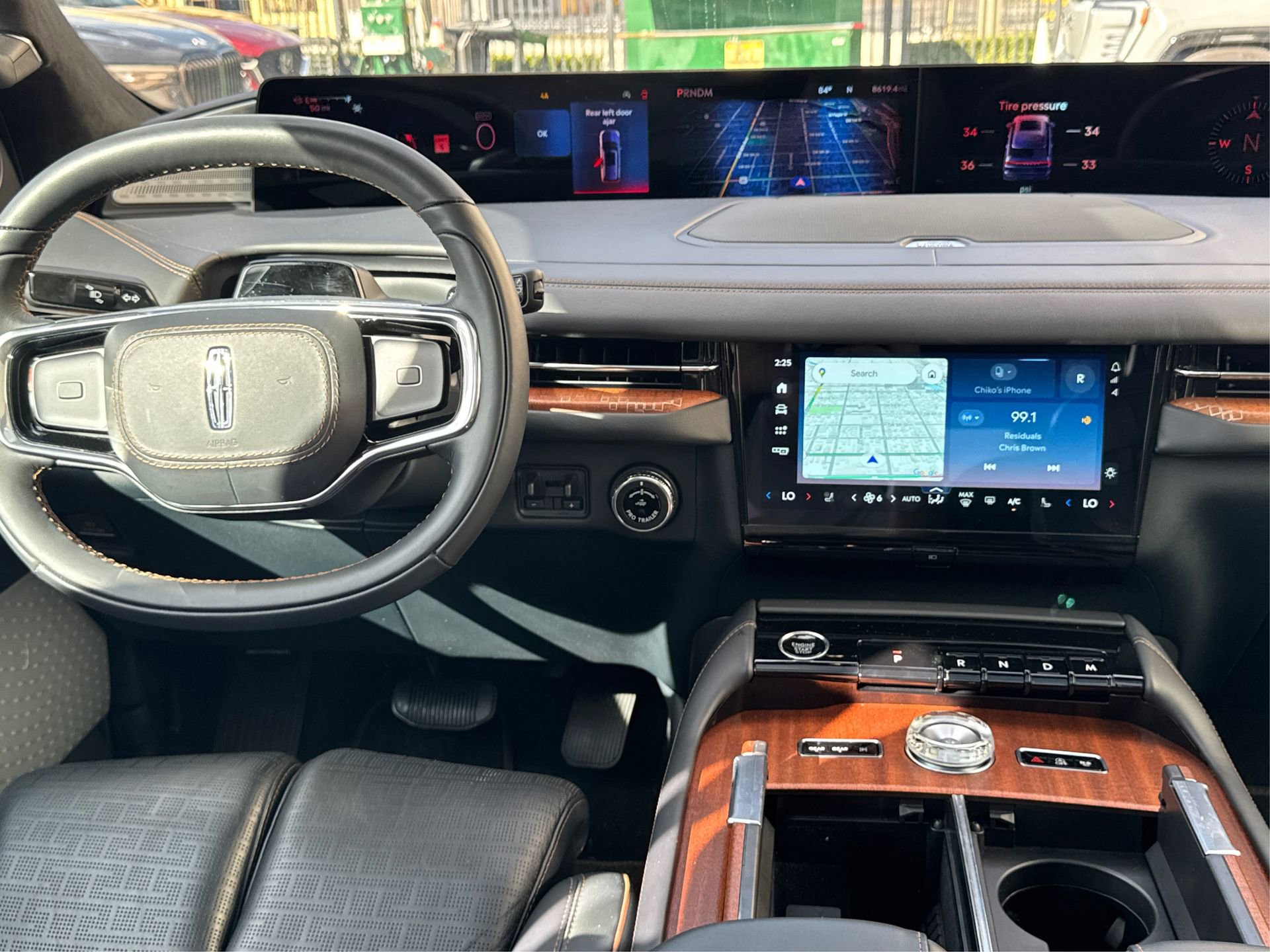 Used 2025 Lincoln Navigator Black Label image 19