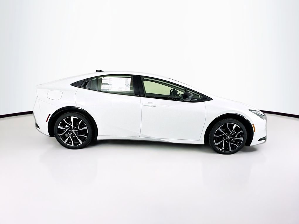 New 2026 Toyota Prius Plug-In Hybrid image 10