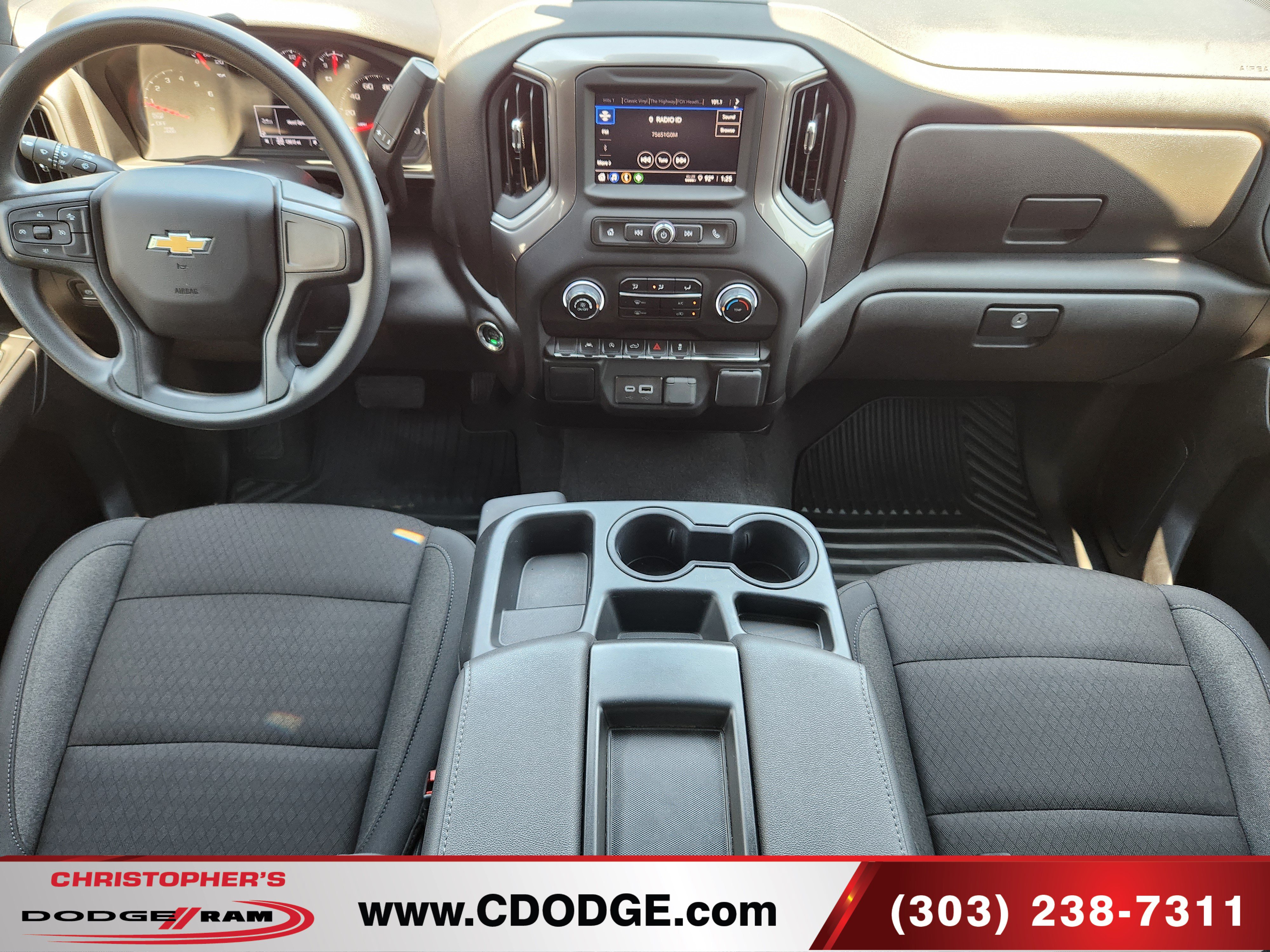 Used 2026 Chevrolet Silverado 1500 Custom w/ LPO, Dark Essentials Package AWD/4WD image 17