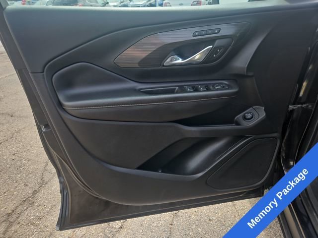 Used 2018 GMC Terrain SLT w/ Preferred Package image 11