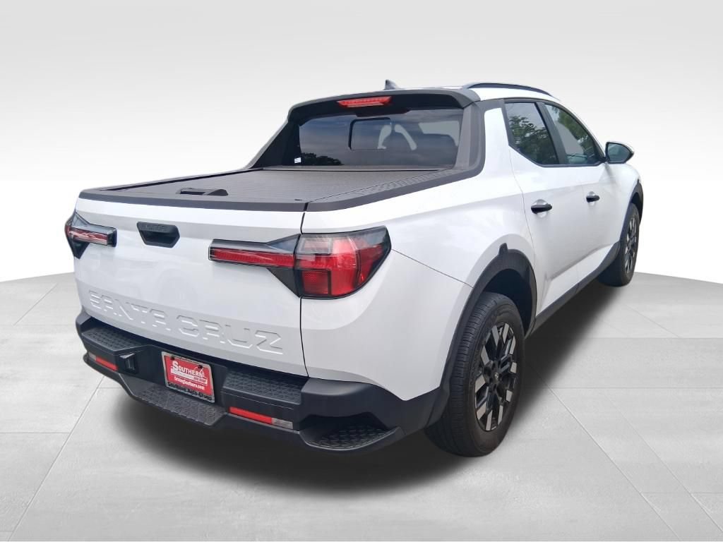 Used 2025 Hyundai Santa Cruz SEL FWD image 5