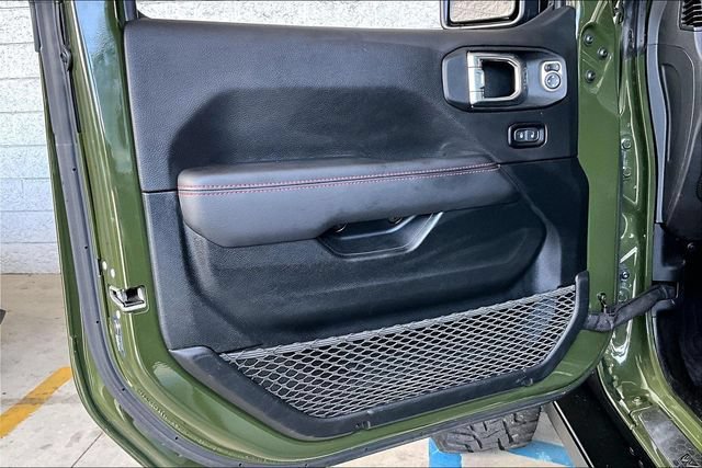 Used 2021 Jeep Wrangler Unlimited Rubicon AWD/4WD image 17