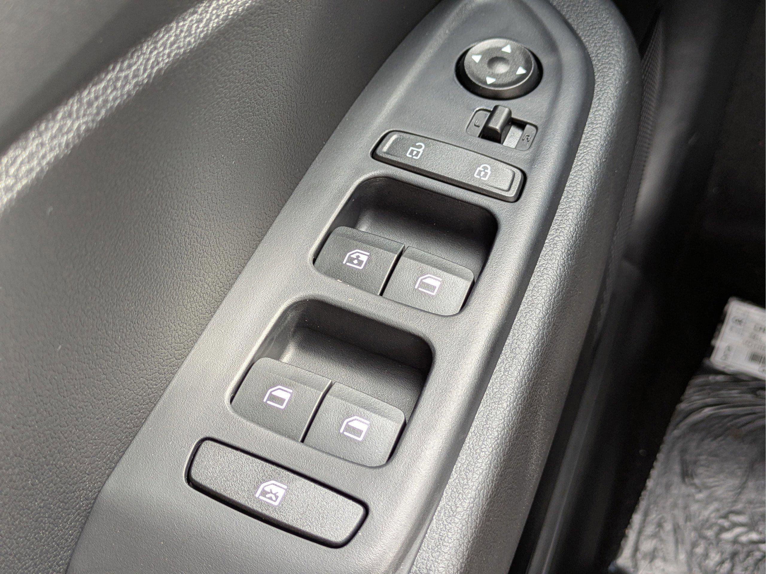 New 2026 Hyundai Venue SEL image 27