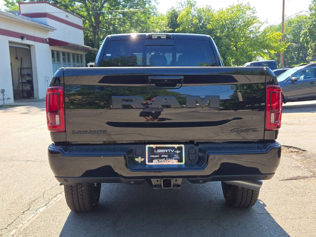 New 2026 RAM 2500 Laramie AWD/4WD image 8
