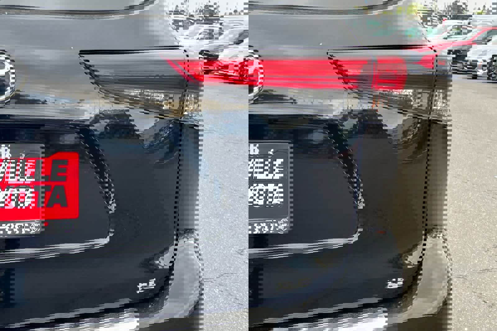 Used 2023 Toyota Highlander XLE image 30