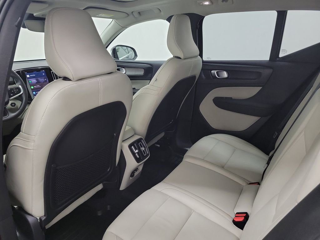 Certified 2023 Volvo XC40 B4 Plus w/ Driver Assist Package image 14