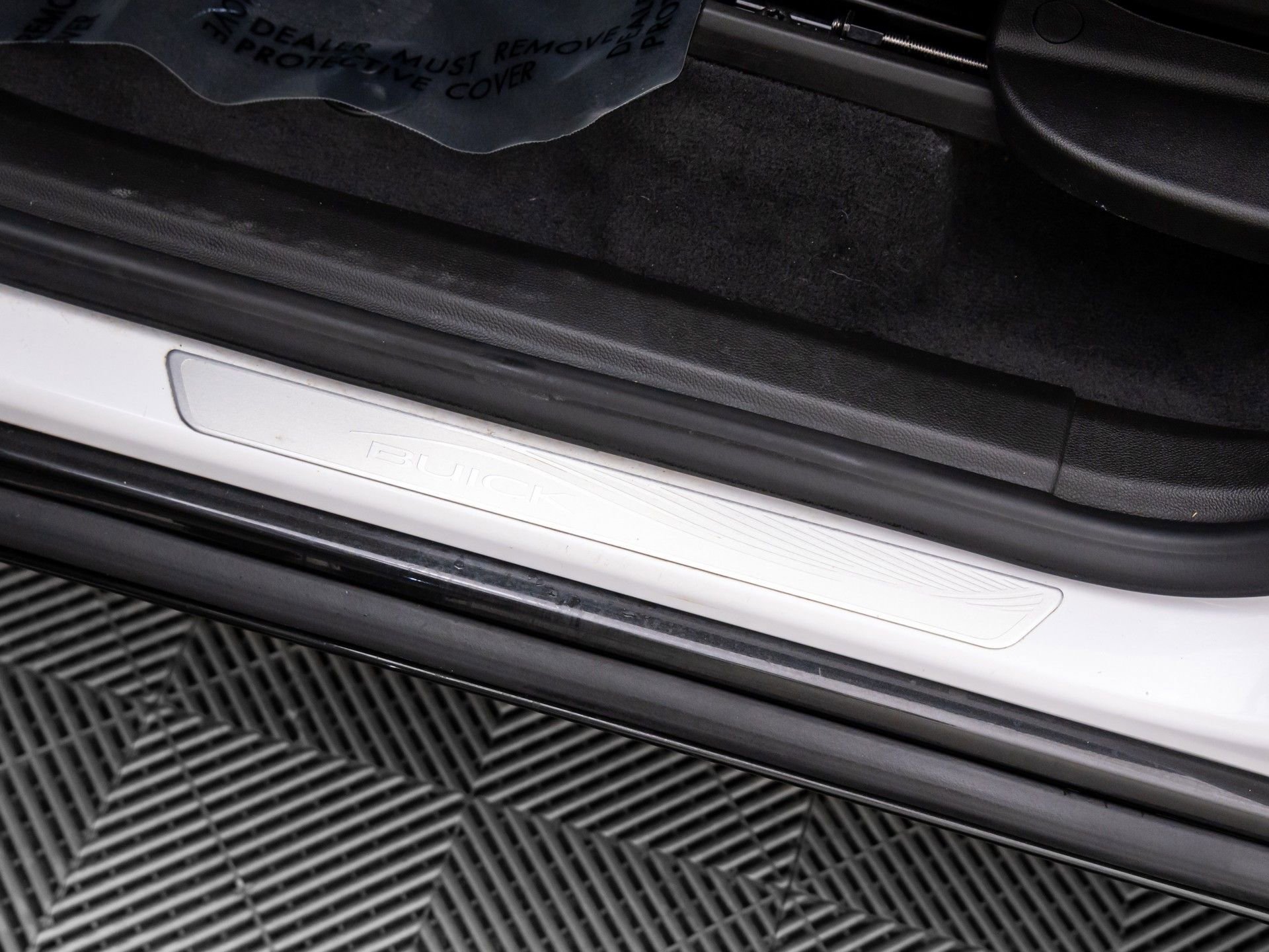 Used 2023 Buick Enclave Essence w/ Experience Buick Package image 17