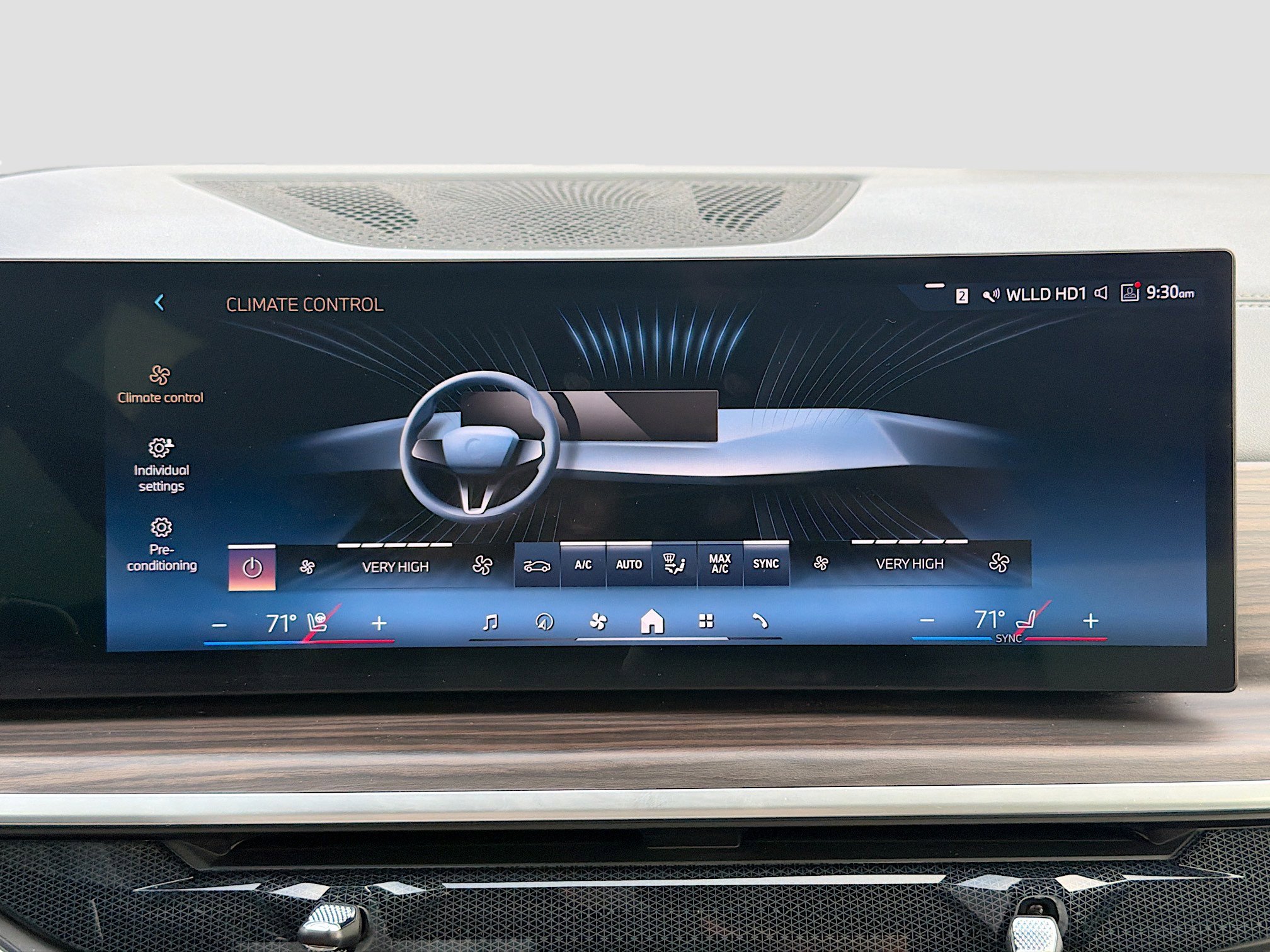 Used 2024 BMW X7 xDrive40i w/ Premium Package AWD/4WD image 37