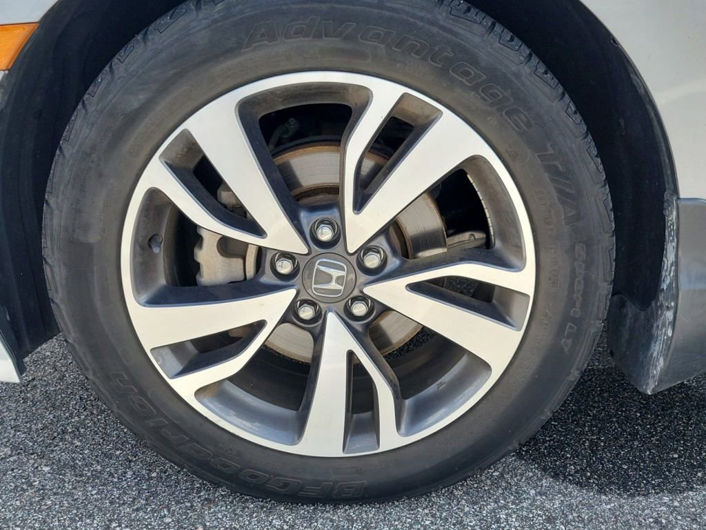 Used 2021 Honda Odyssey Touring image 4