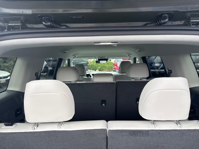 Used 2025 Hyundai Santa Fe SEL AWD/4WD image 47