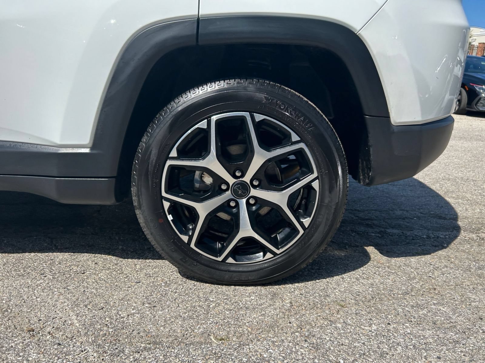 Used 2025 Jeep Compass Limited AWD/4WD image 24
