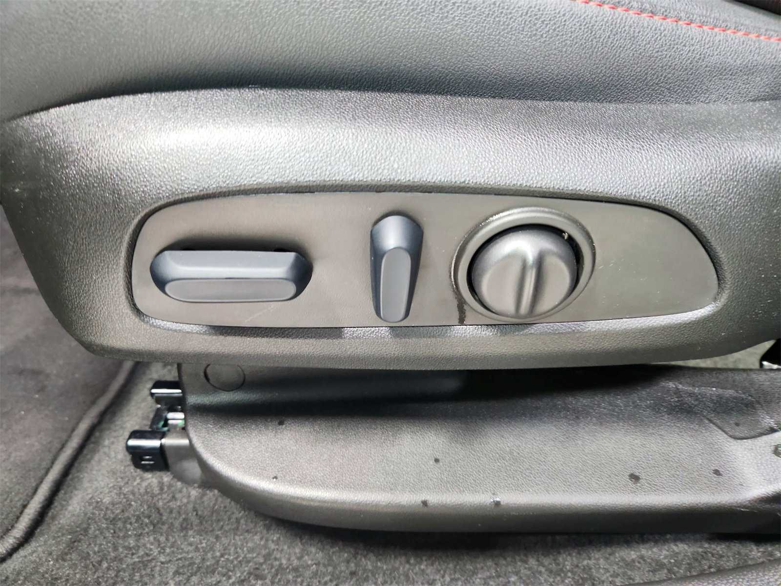 Used 2025 Chevrolet Blazer RS image 20