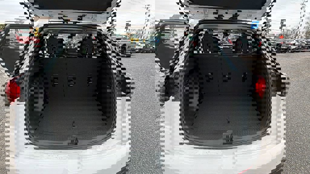 New 2027 Chevrolet Bolt LT w/ Comfort Package image 10