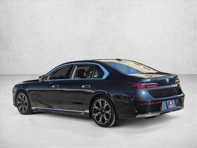 Certified 2024 BMW i7 xDrive60 w/ Executive Package image 8