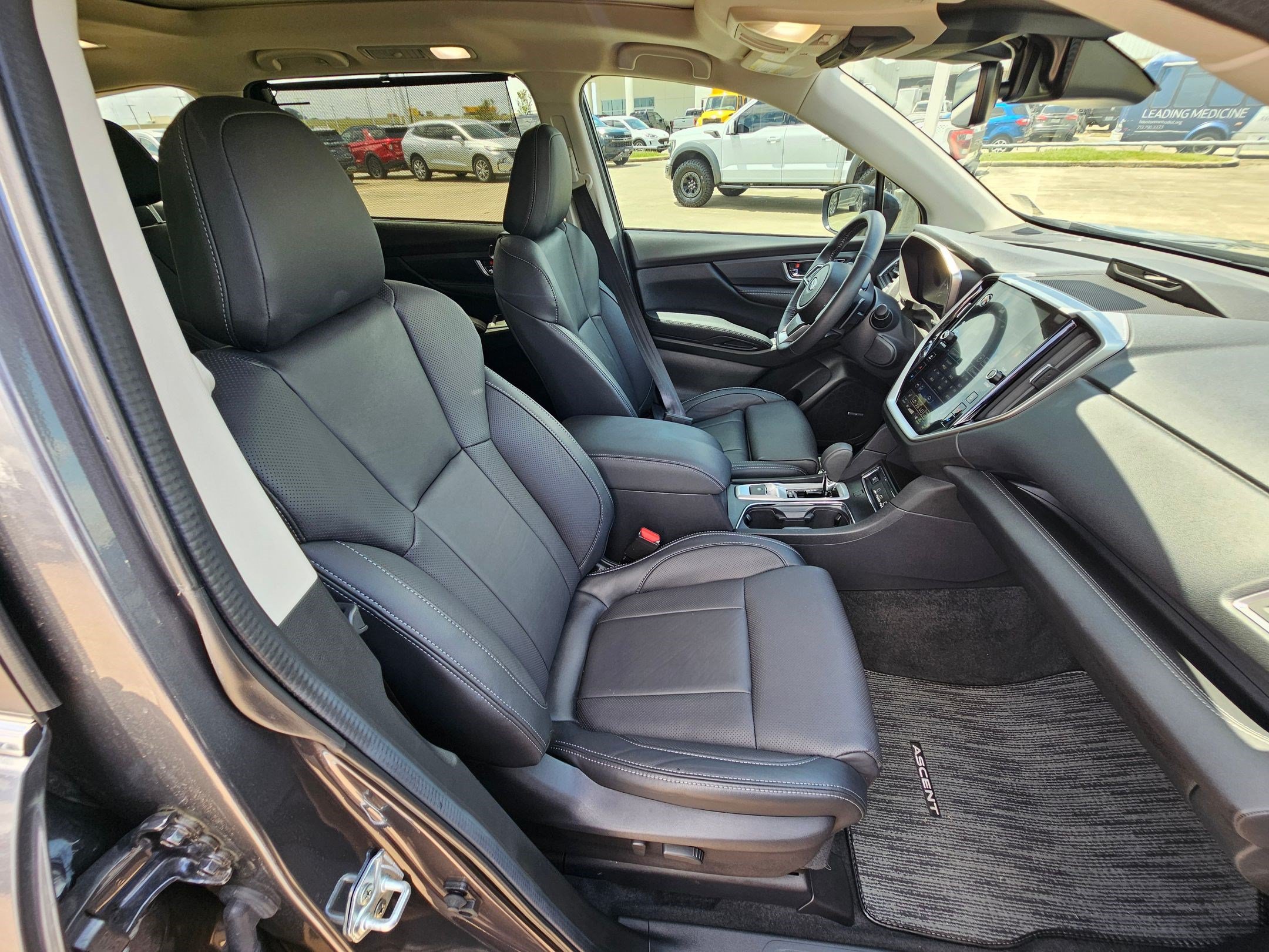 Used 2025 Subaru Ascent Limited AWD/4WD image 31
