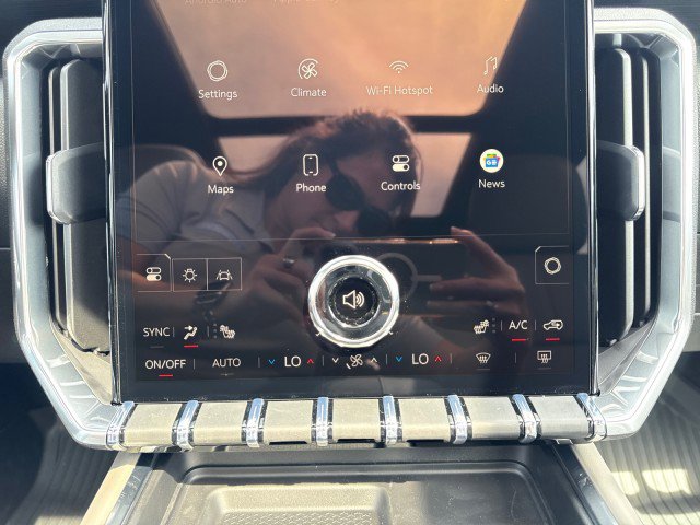 New 2026 GMC Acadia Elevation image 24