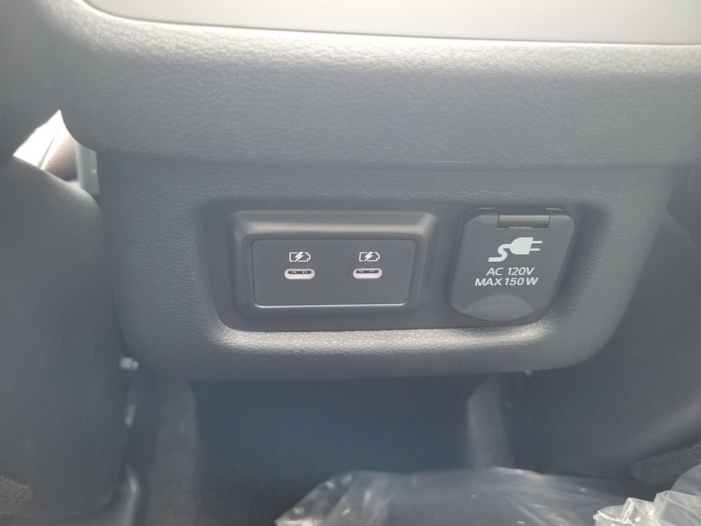 New 2026 Nissan Pathfinder Platinum AWD/4WD image 36