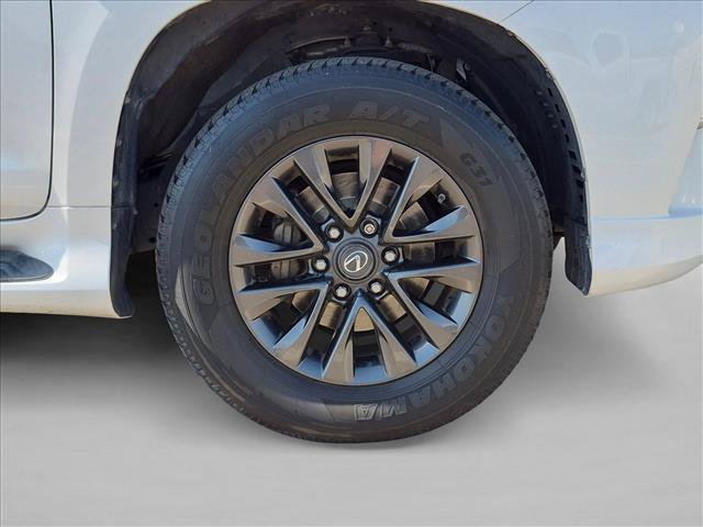 Used 2020 Lexus GX 460 Premium w/ Premium Package AWD/4WD image 24