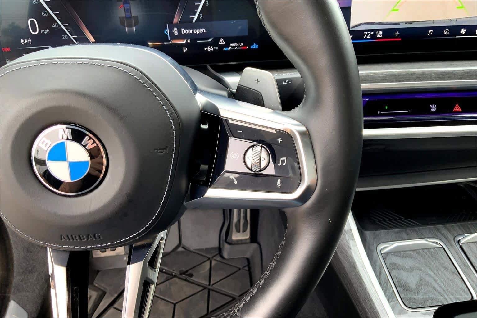 Certified 2024 BMW 760i xDrive w/ Executive Package AWD/4WD image 23