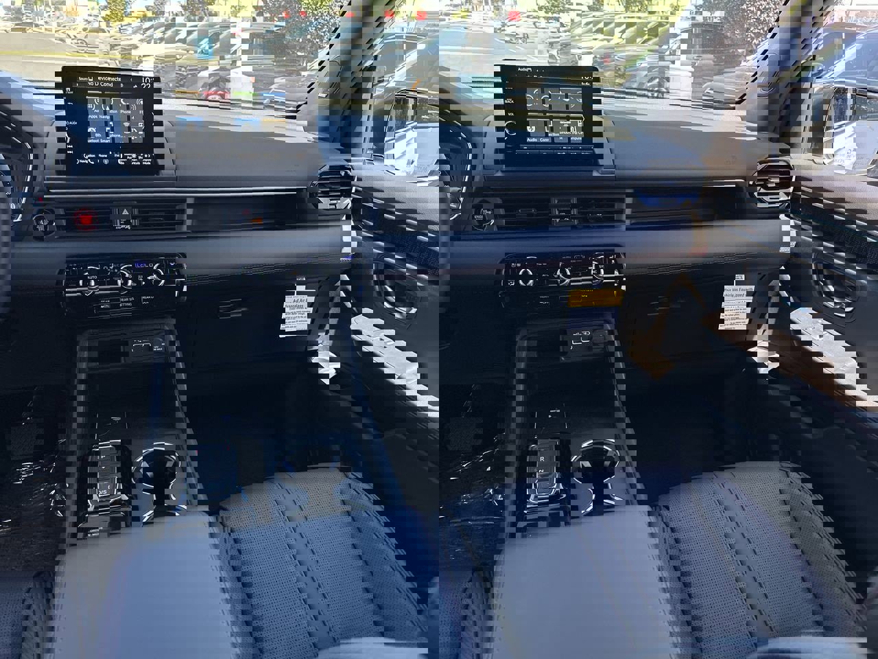 New 2025 Honda Pilot Black Edition image 13