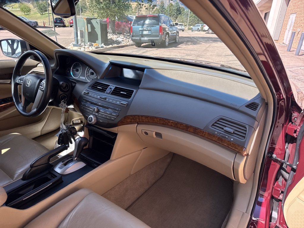 Used 2009 Honda Accord EX-L image 29