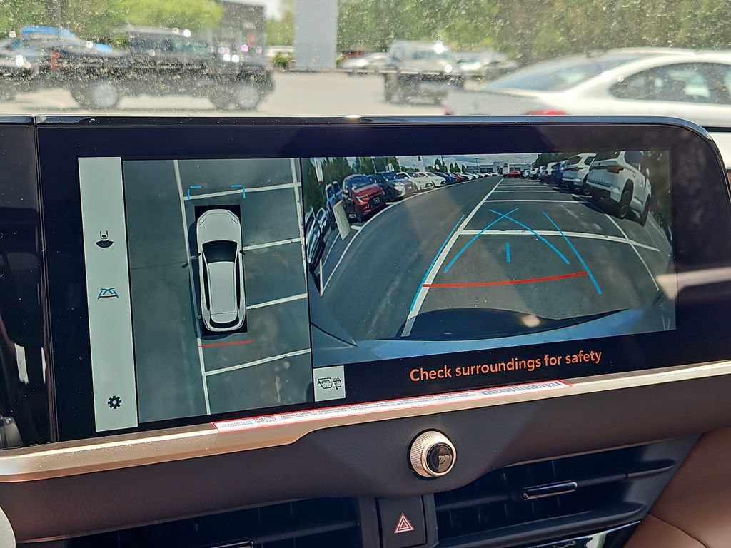 New 2026 Toyota Crown Signia AWD/4WD image 11