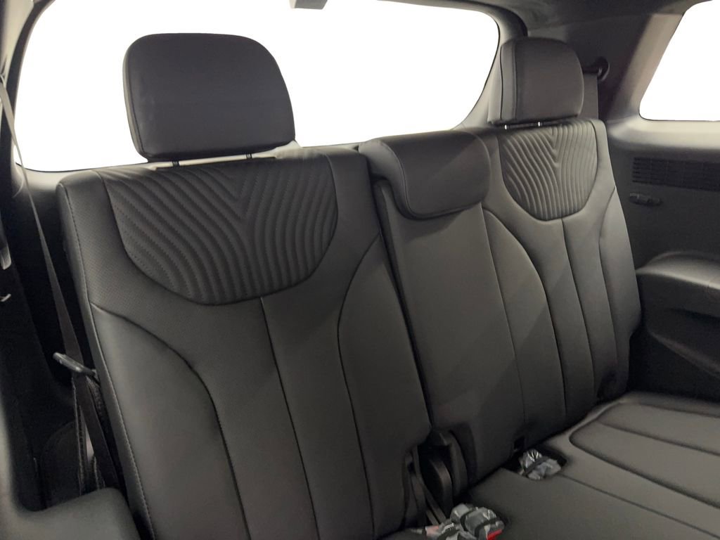 Used 2024 Hyundai Palisade Calligraphy FWD image 40