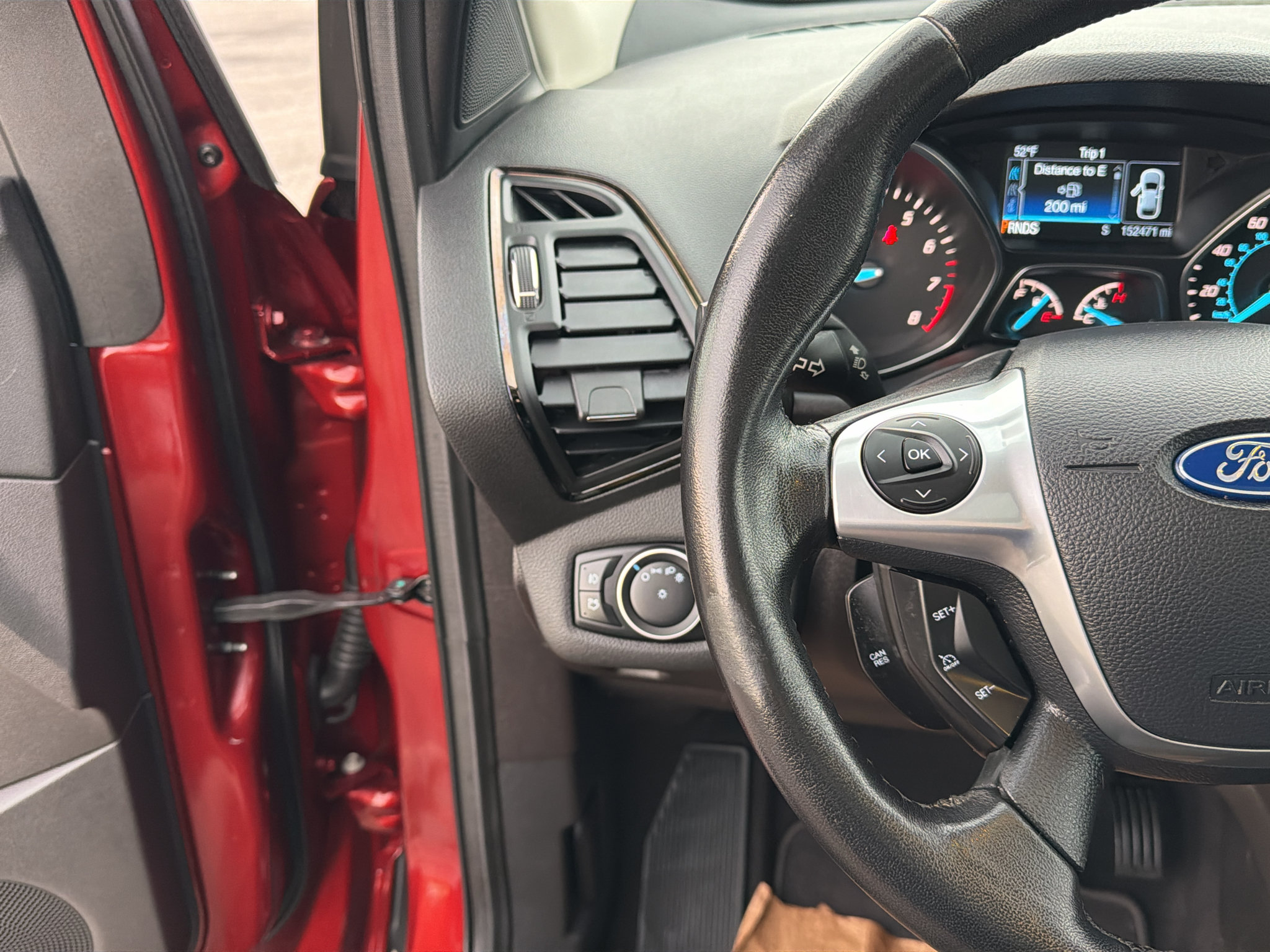Used 2016 Ford Escape Titanium AWD/4WD image 37