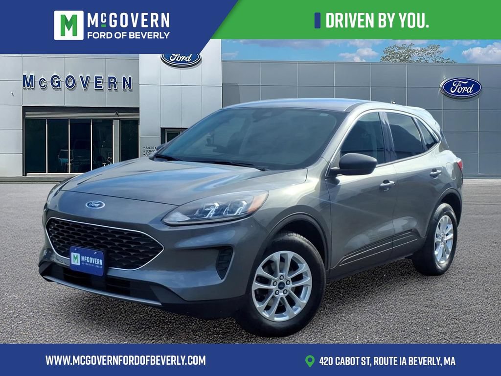 Used 2022 Ford Escape SE w/ Cold Weather Package AWD/4WD image 1